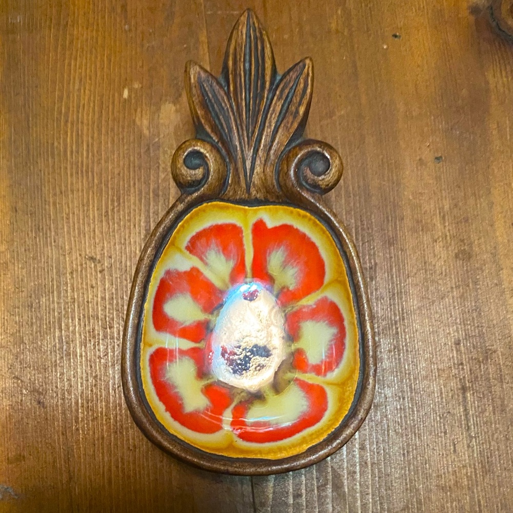 Treasure Craft 1962 Hawaii pineapple trinket jewelry dish